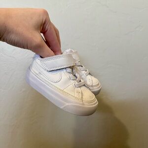 Nike White Sneakers - Infant 3 - Like New